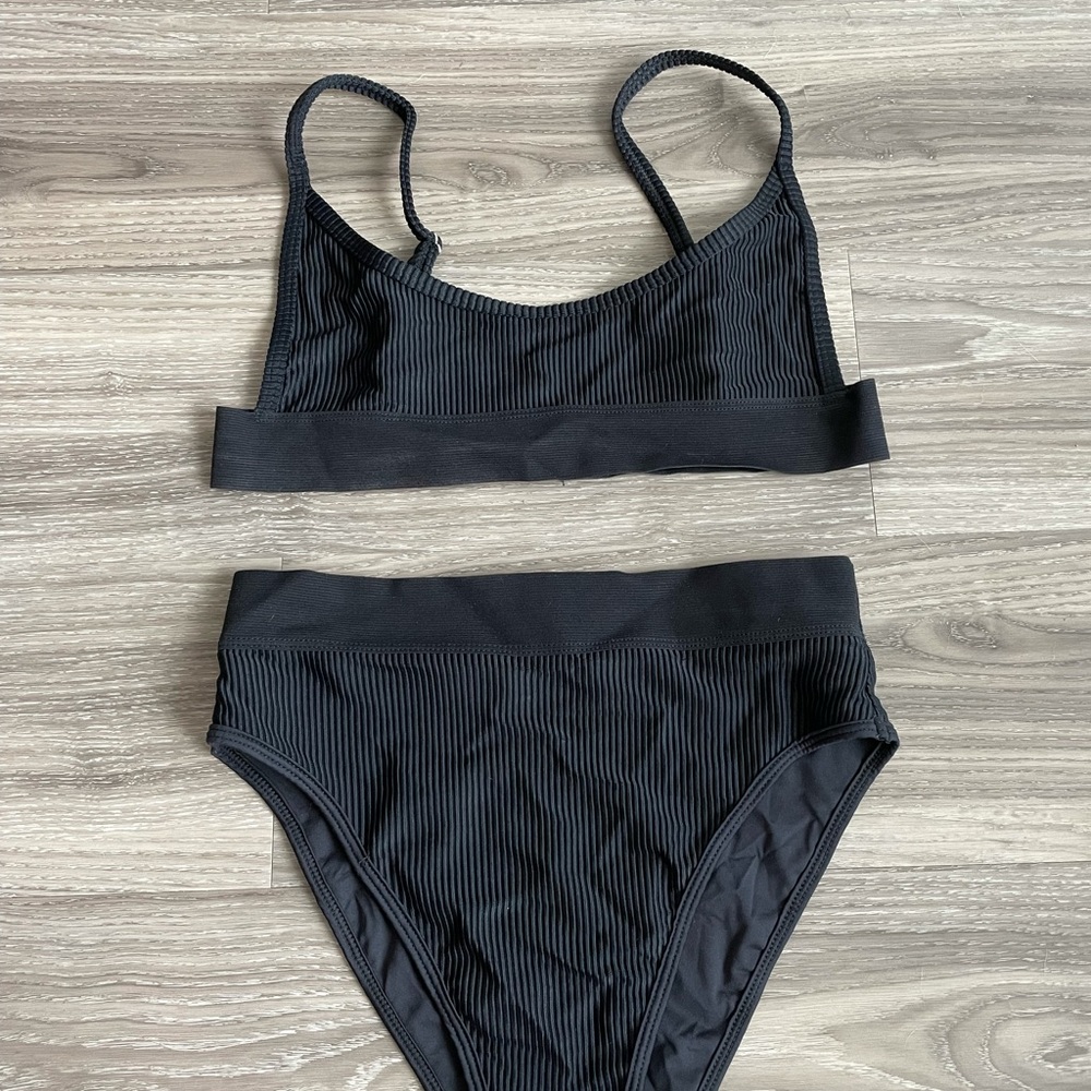Frankies black ribbed bikini Size S